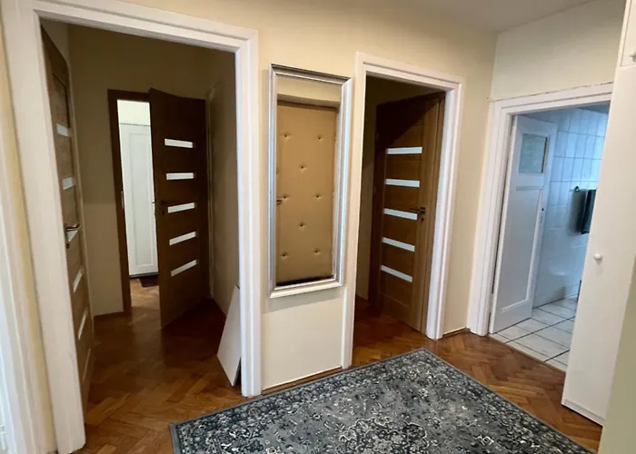 Przy Targach Poznanskich Nr 1 ,lozko Dlugosc 190cm Homestay Poznan